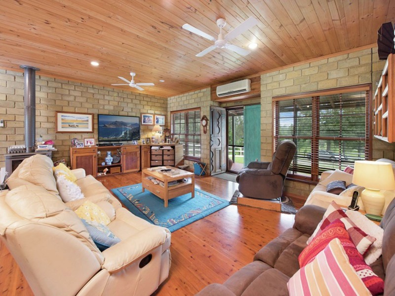 586 Eastern Mary River Road, Cambroon QLD 4552