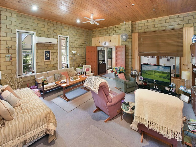 586 Eastern Mary River Road, Cambroon QLD 4552