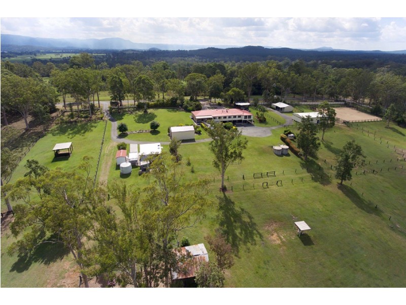 160 McCabe Road, Woodford QLD 4514
