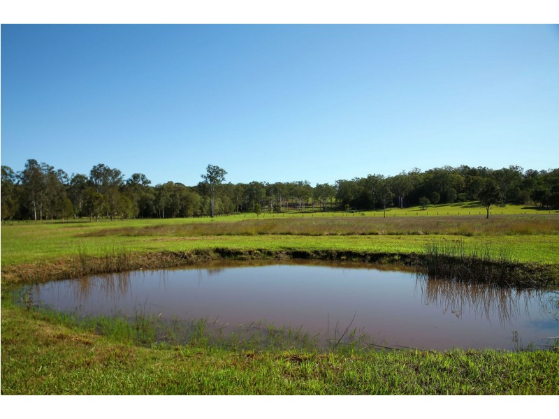 160 McCabe Road, Woodford QLD 4514