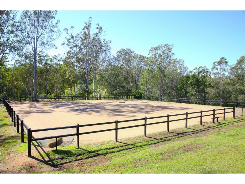 160 McCabe Road, Woodford QLD 4514