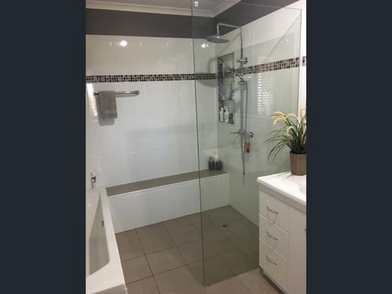 160 McCabe Road, Woodford QLD 4514