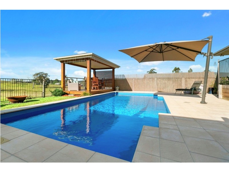 24 George Street, Kenilworth QLD 4574