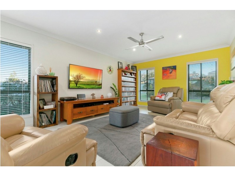 24 George Street, Kenilworth QLD 4574