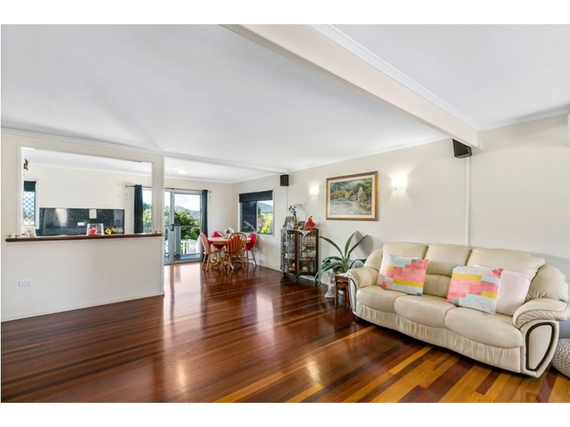 4 Alexandra Street, Kenilworth QLD 4574