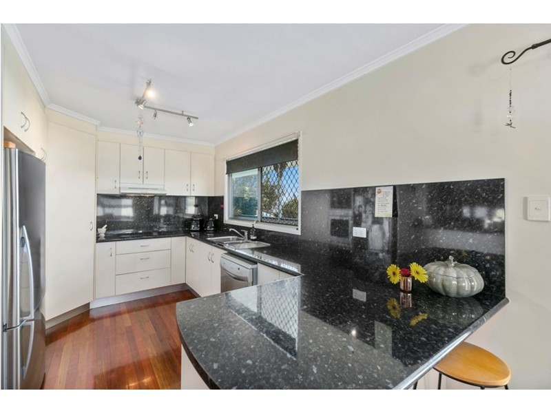 4 Alexandra Street, Kenilworth QLD 4574