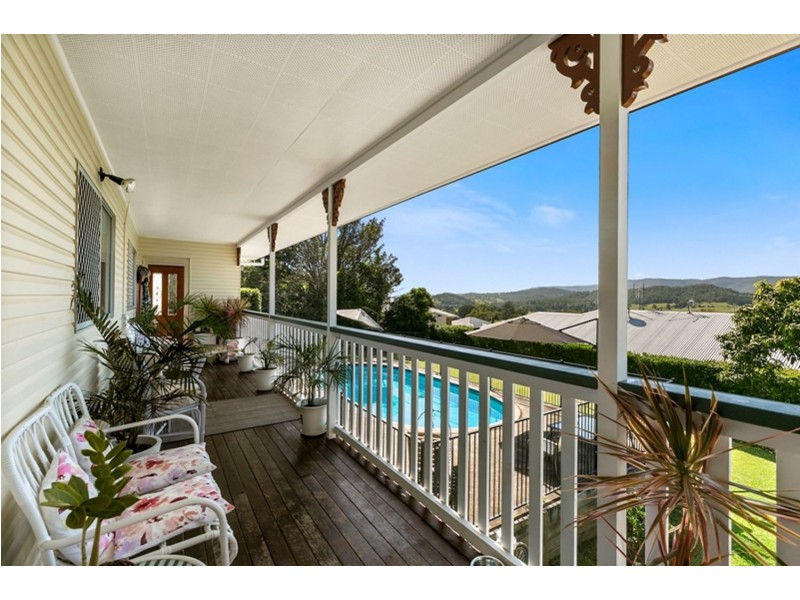 4 Alexandra Street, Kenilworth QLD 4574