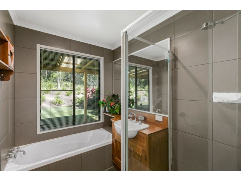 154 Oaky Creek Road, Gheerulla QLD 4574
