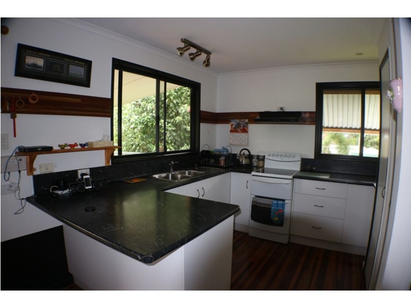 70 Sutton Street, Brooloo QLD 4570