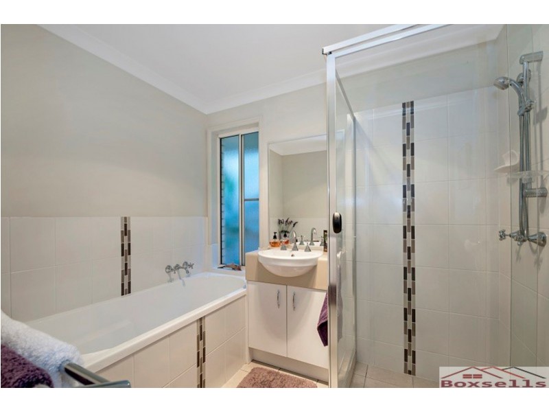 4 Snowwood Avenue, Maleny QLD 4552