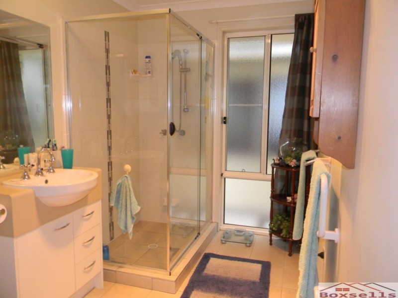 4 Snowwood Avenue, Maleny QLD 4552