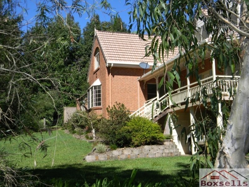 18 Treehaven Way, Maleny QLD 4552