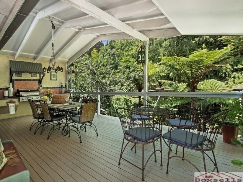 56 Gumland Drive, Maleny QLD 4552