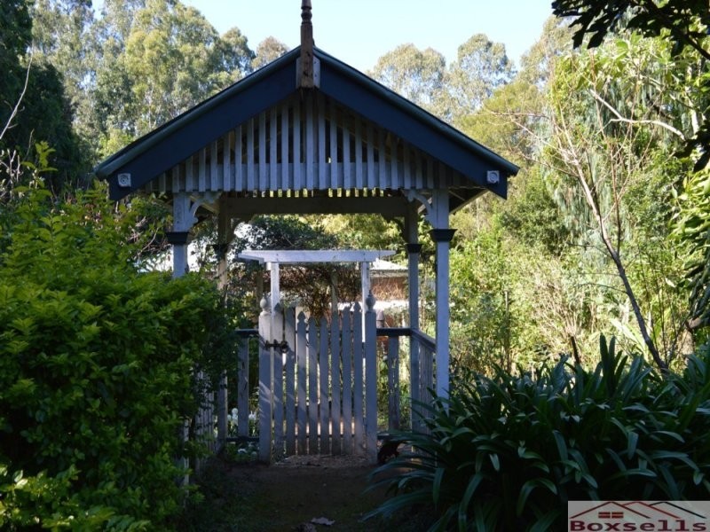 56 Gumland Drive, Maleny QLD 4552