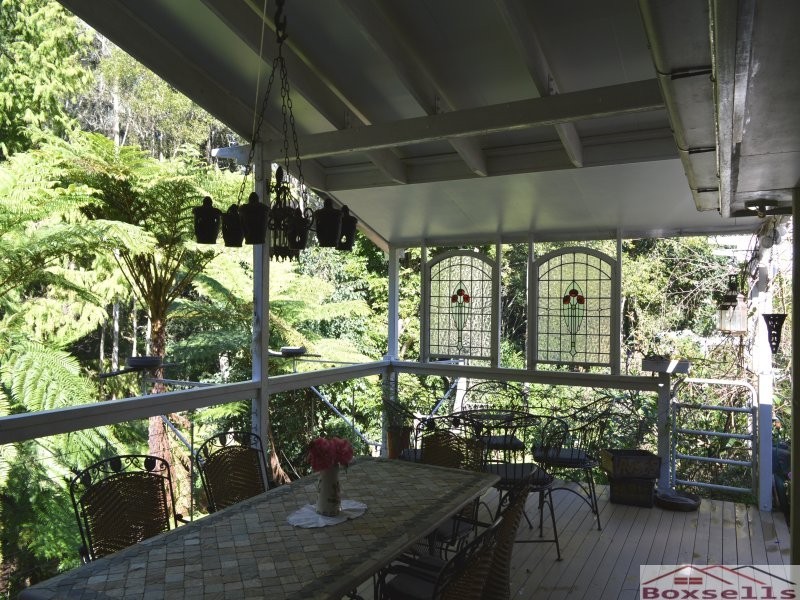 56 Gumland Drive, Maleny QLD 4552