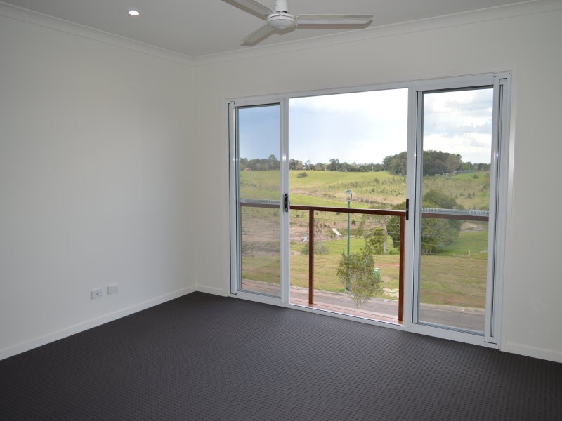 19 Cloudwalk Drive, Maleny QLD 4552