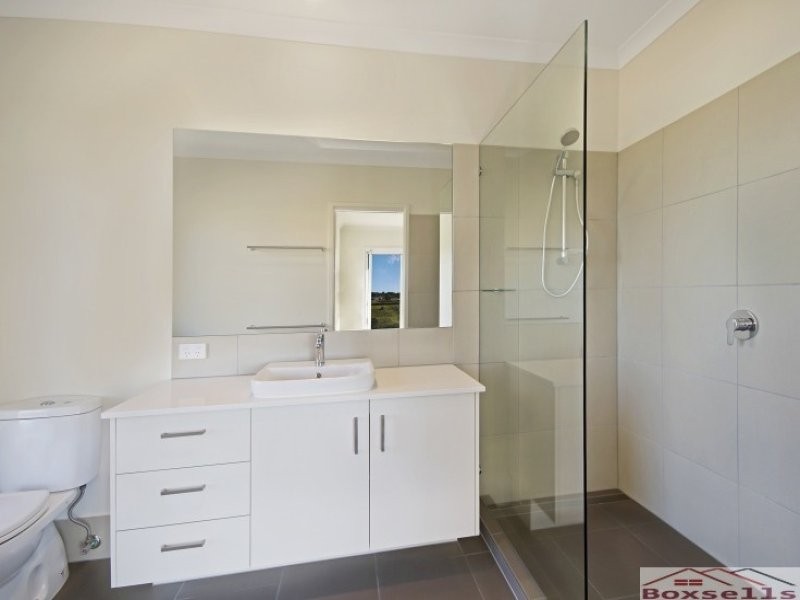 19 Cloudwalk Drive, Maleny QLD 4552