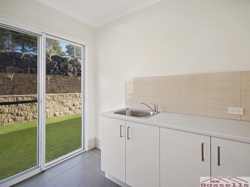 19 Cloudwalk Drive, Maleny QLD 4552