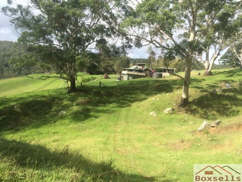 104 Oxenham Lane, Maleny QLD 4552