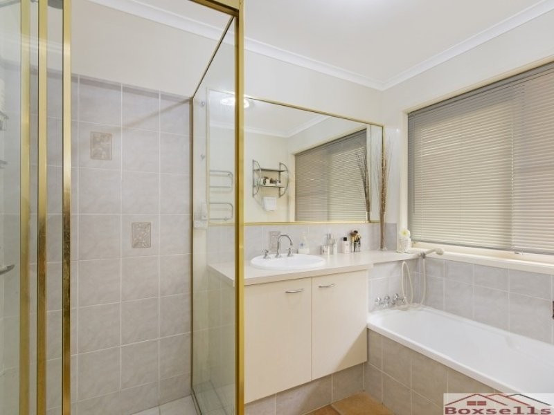 18 Ruddle, Maleny QLD 4552