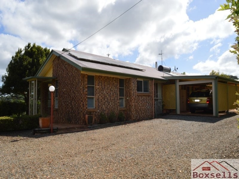 18 Ruddle, Maleny QLD 4552