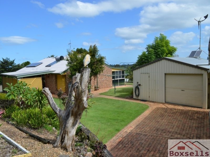 18 Ruddle, Maleny QLD 4552