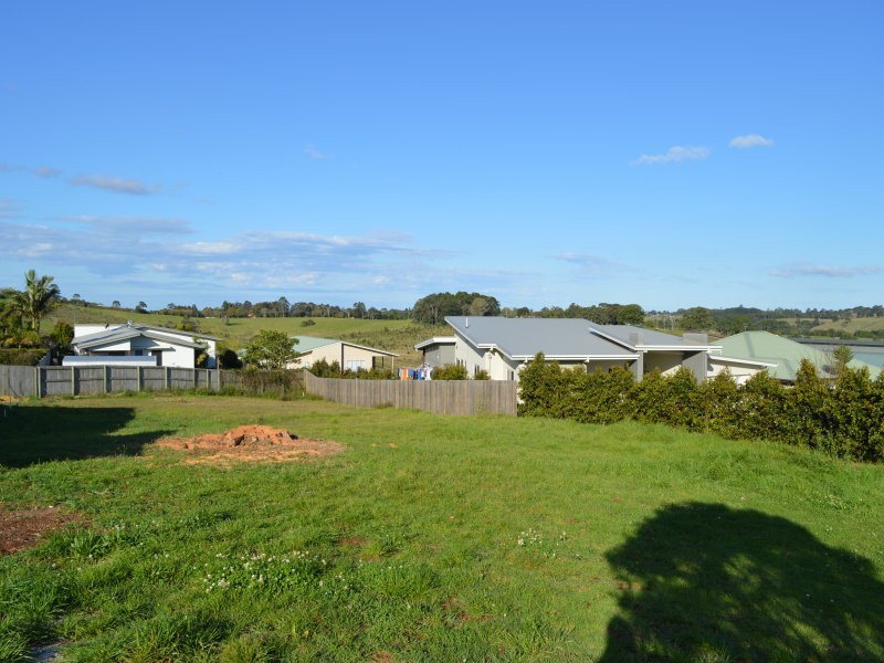 9 Greenhills Esplanade, Maleny QLD 4552