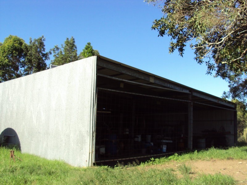 2 D’aguilar Highway, Villeneuve QLD 4514