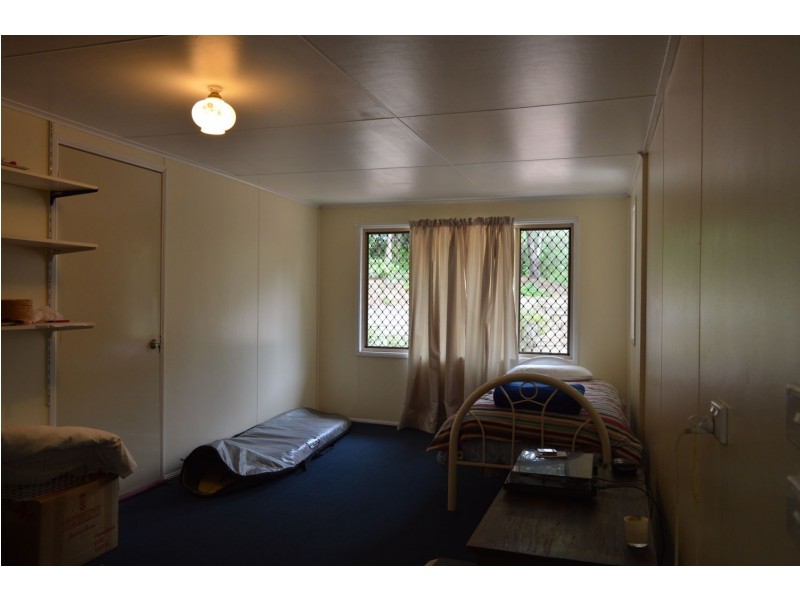 20 Ash Street, Maleny QLD 4552