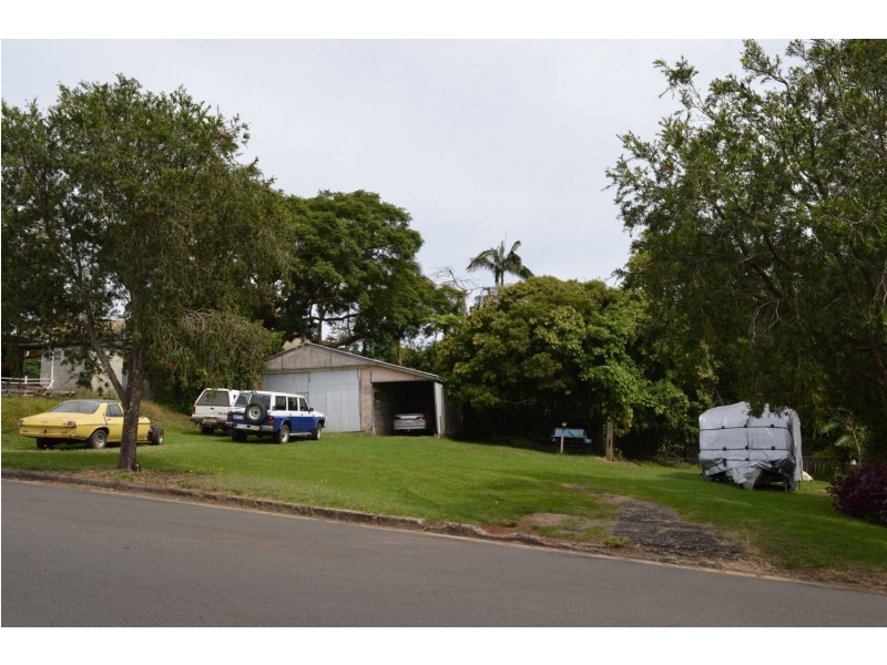 2 & 3 56 Maple Street, Maleny QLD 4552