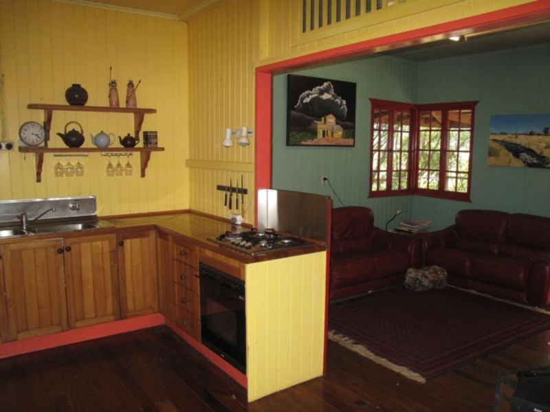 20 Sands Lane, Maleny QLD 4552