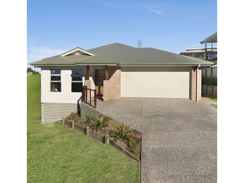 10 Snowwood Avenue, Maleny QLD 4552