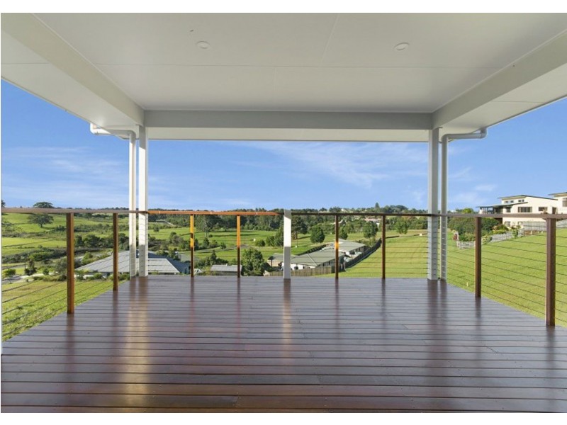 10 Snowwood Avenue, Maleny QLD 4552