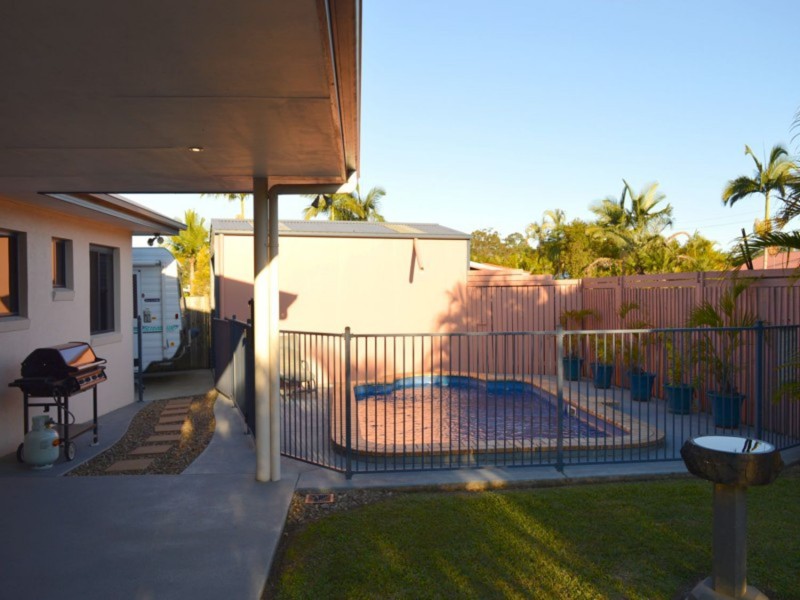 4 Rosewood Court, Landsborough QLD 4550