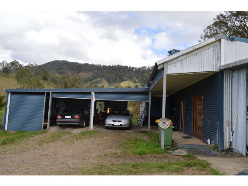 62 Scrubby Creek Road, Maleny QLD 4552