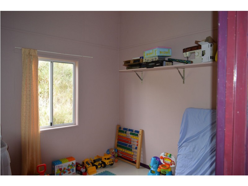 62 Scrubby Creek Road, Maleny QLD 4552