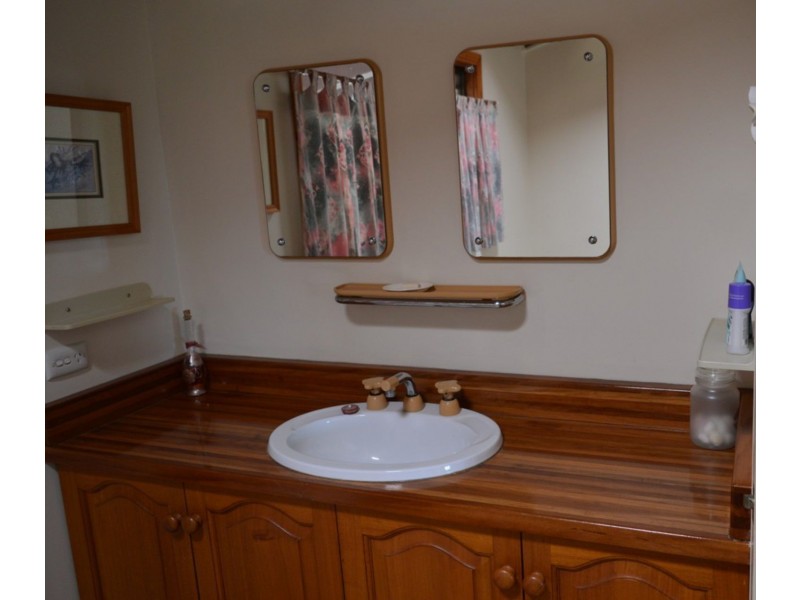 42 Benecke Road, Balmoral Ridge QLD 4552