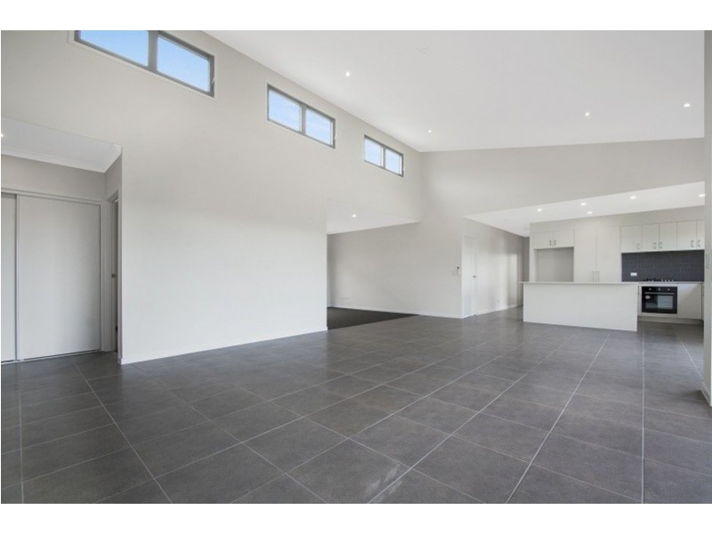 12 Snowwood Avenue, Maleny QLD 4552