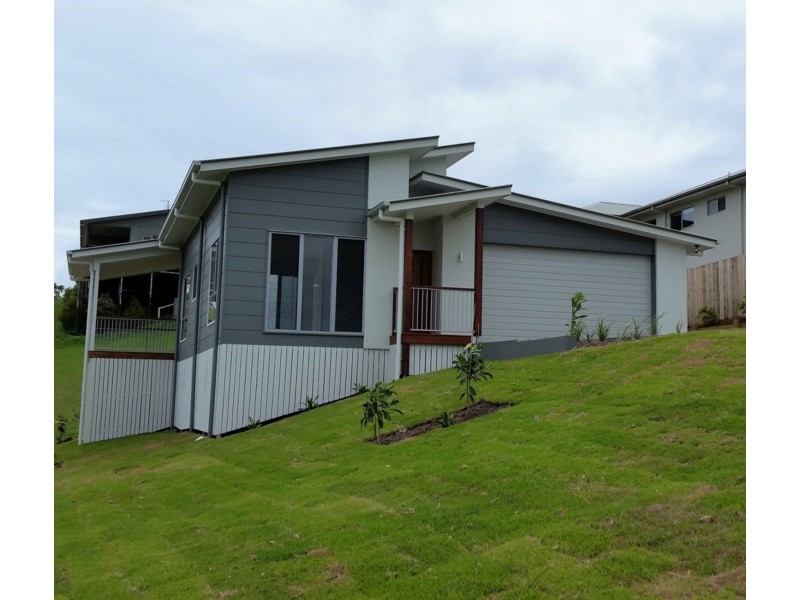 12 Snowwood Avenue, Maleny QLD 4552