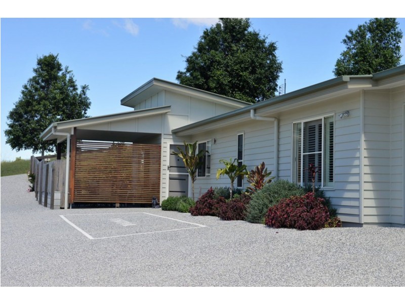 1/5 Pepper Berry Street, Maleny QLD 4552