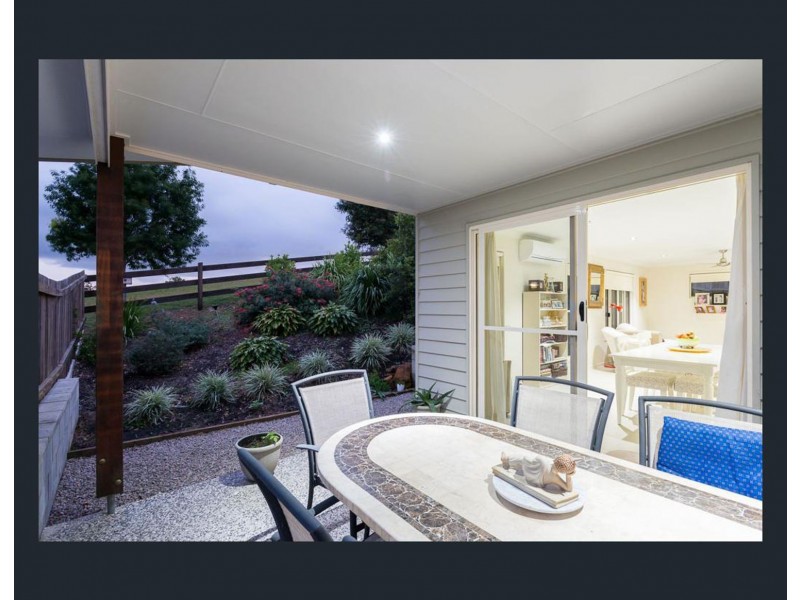 1/5 Pepper Berry Street, Maleny QLD 4552