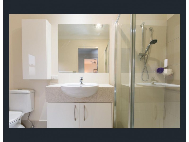 1/5 Pepper Berry Street, Maleny QLD 4552