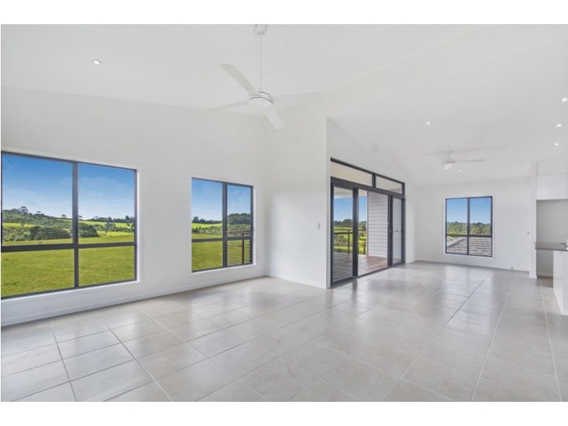 5 Snowwood Avenue, Maleny QLD 4552