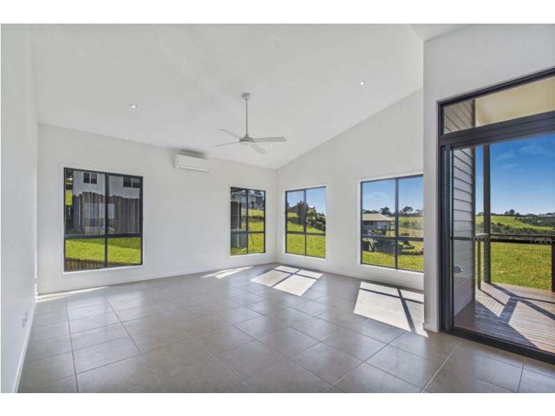 5 Snowwood Avenue, Maleny QLD 4552