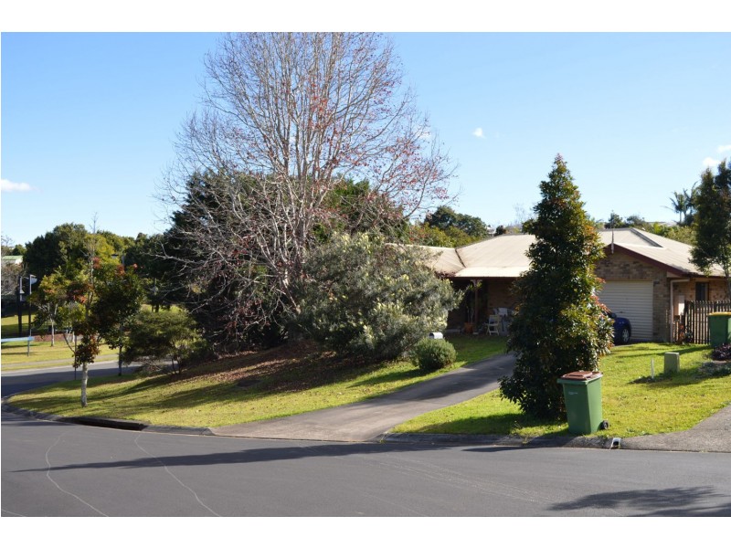 1 Jacarand Place, Maleny QLD 4552