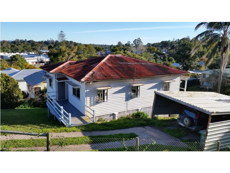 13 Teak Street, Maleny QLD 4552