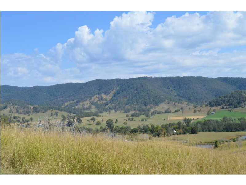 Cambroon QLD 4552