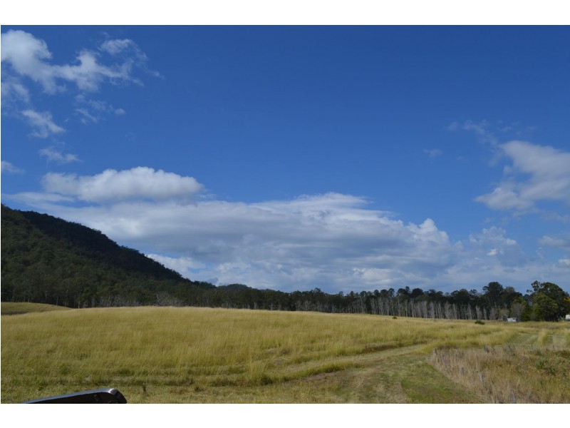 Cambroon QLD 4552