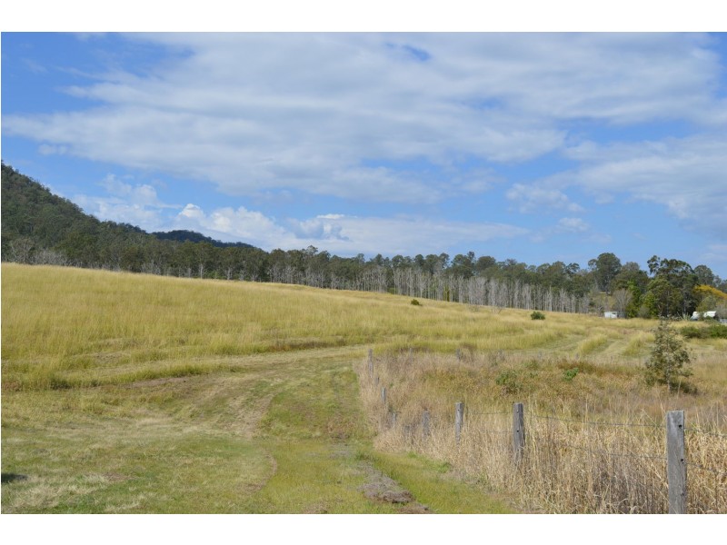 Cambroon QLD 4552