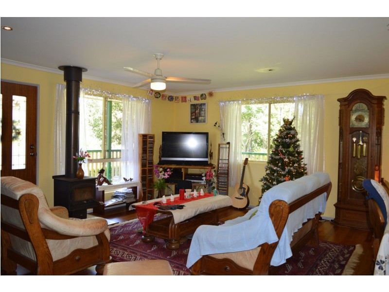 622 Eastern Mary River Road, Cambroon QLD 4552